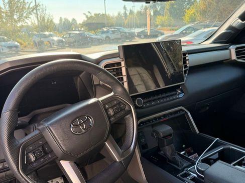 Used 2025 Toyota Tundra Limited image 11