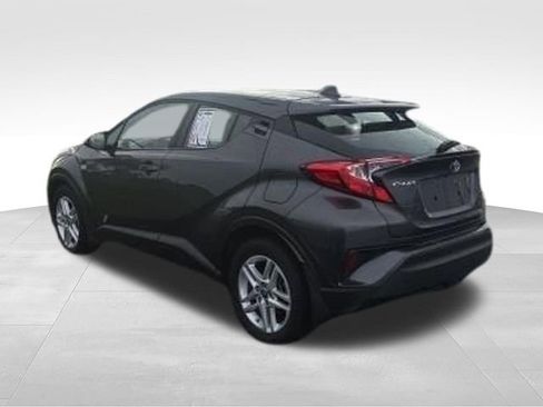 Used 2021 Toyota C-HR LE FWD image 27