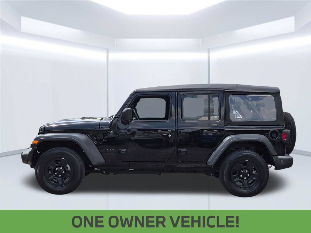 Used 2022 Jeep Wrangler Unlimited Sport AWD/4WD image 2