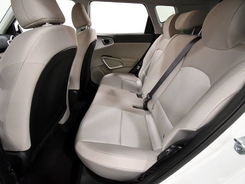 Certified 2025 Kia Soul LX FWD image 15