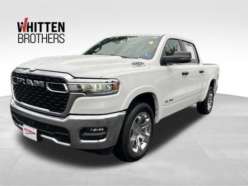 Used 2025 RAM 1500 Big Horn AWD/4WD image 1