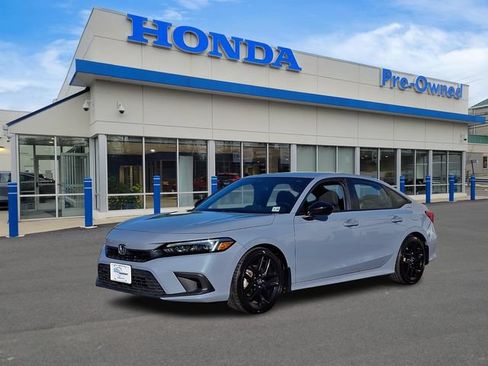 Used 2023 Honda Civic Sport image 1