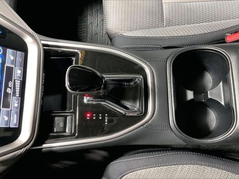 Used 2023 Subaru Outback Premium image 40