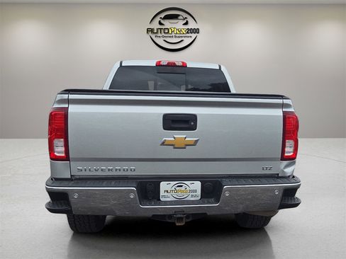 Used 2018 Chevrolet Silverado 1500 LTZ w/ LTZ Plus Package image 6