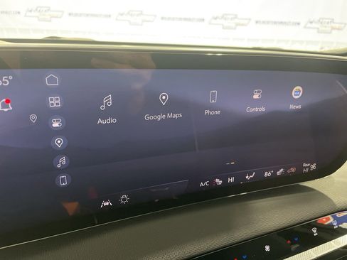 Used 2025 Buick Enclave Preferred image 30