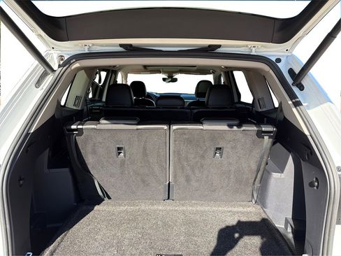 Used 2021 Volkswagen Atlas SEL w/ MDO Package (Bench Seat) image 14