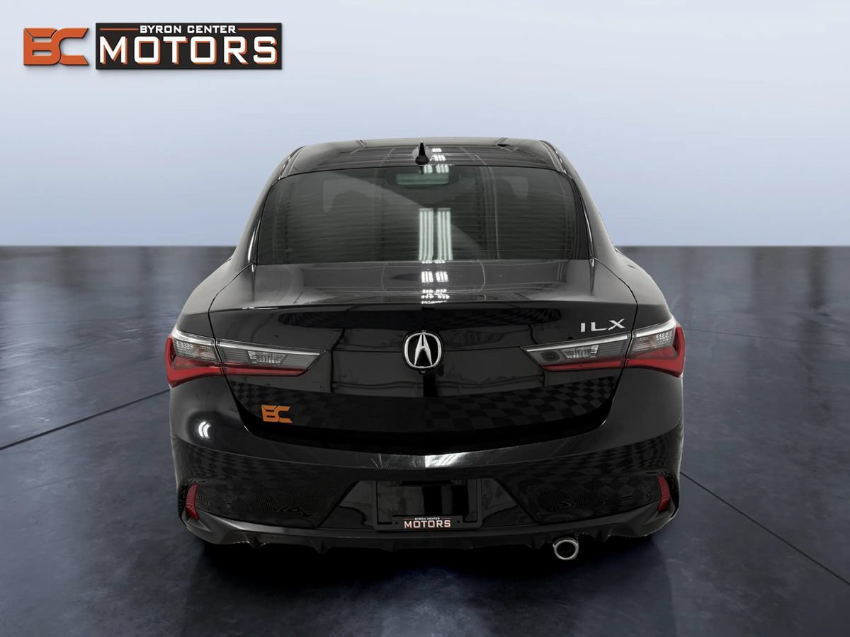 Used 2019 Acura ILX FWD image 5