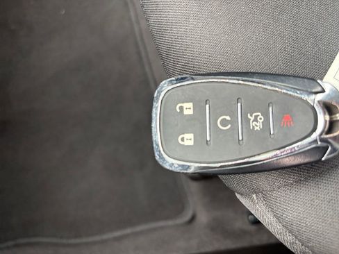 Used 2023 Chevrolet Malibu LT image 32