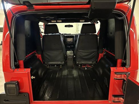 Used 2006 Jeep Wrangler X image 16