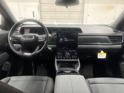 New 2026 GMC Terrain AT4 w/ LPO, Floor Liner Package AWD/4WD image 23