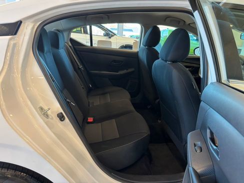 Used 2024 Nissan Sentra SV image 28