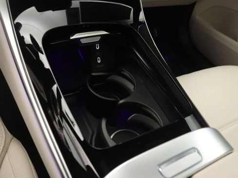 New 2026 Mercedes-Benz GLC 350e 4MATIC image 7