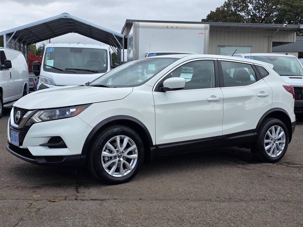 Used 2022 Nissan Rogue Sport S AWD/4WD image 1