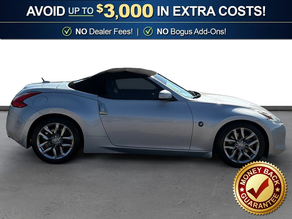 Used 2012 Nissan 370Z Touring RWD image 8
