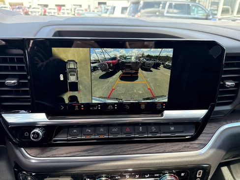 New 2026 GMC Sierra 1500 SLT AWD/4WD image 19