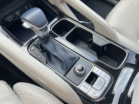 Used 2023 Kia Telluride SX image 20