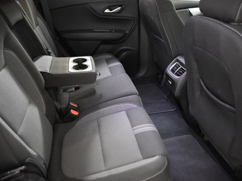 Used 2025 Chevrolet Blazer LT FWD image 36