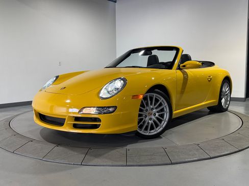 Used 2006 Porsche 911 Carrera RWD image 4