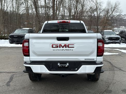 New 2026 GMC Canyon Elevation w/ Convenience Package image 4