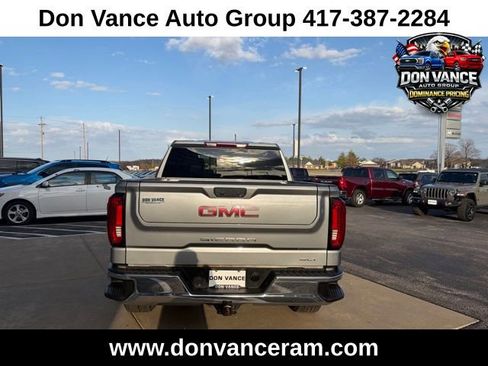 Used 2025 GMC Sierra 1500 SLT image 5