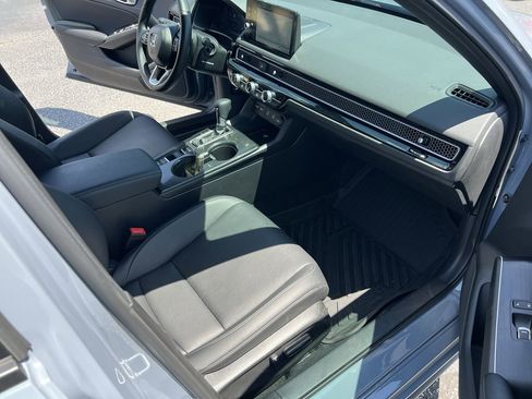 Used 2025 Honda Civic Sport Touring image 34