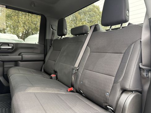 Used 2024 Chevrolet Silverado 2500 Custom w/ Custom Convenience Package image 28