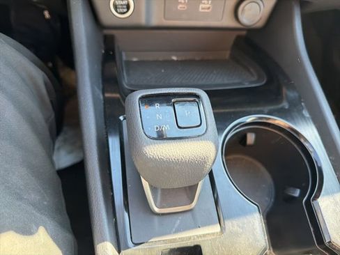 Used 2023 Nissan Rogue SV image 19