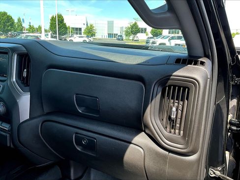 Used 2022 Chevrolet Silverado 2500 Custom w/ Custom Value Package AWD/4WD image 25