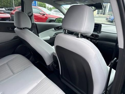Used 2023 Hyundai Kona SEL AWD/4WD image 21