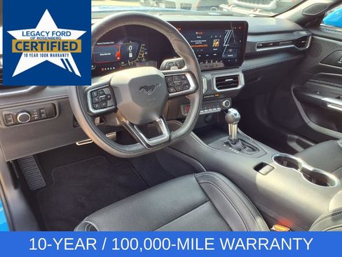 Used 2025 Ford Mustang GT Premium RWD image 9
