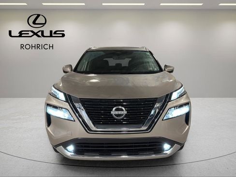 Used 2022 Nissan Rogue Platinum w/ Head-Up Display Package image 2