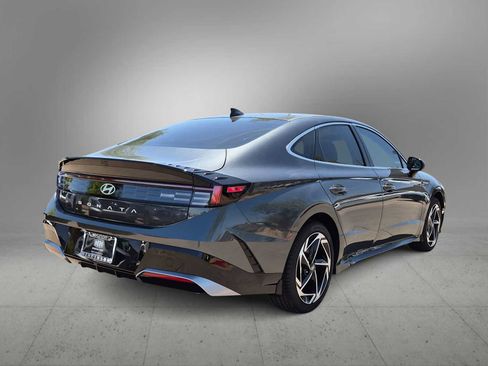 New 2026 Hyundai Sonata SEL FWD image 8