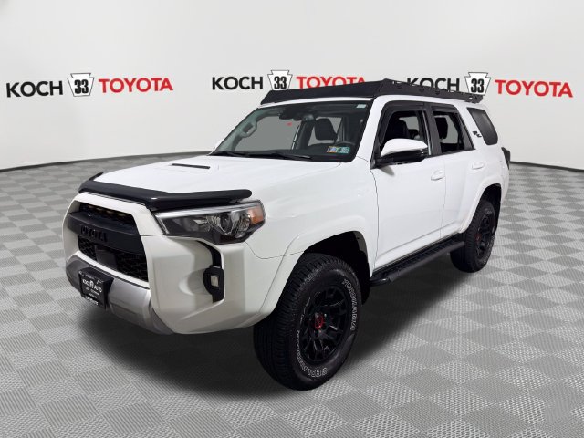 Used 2022 Toyota 4Runner TRD Off-Road Premium w/ TRD Black Wheel Package (TMS) AWD/4WD image 3
