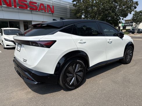Certified 2024 Nissan Ariya AWD image 9