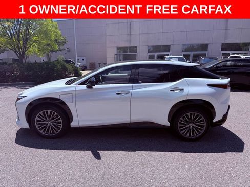 Certified 2023 Lexus RZ 450e Premium w/ Accessory Package (2T) AWD/4WD image 4