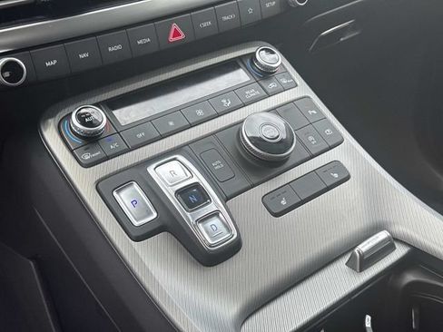 Used 2025 Hyundai Palisade SEL FWD image 29