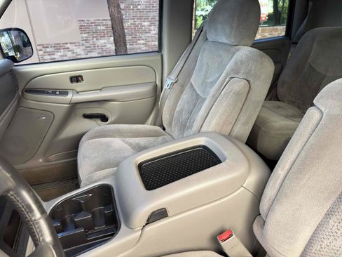 Used 2005 Chevrolet Tahoe LS w/ Preferred Equipment Group image 45