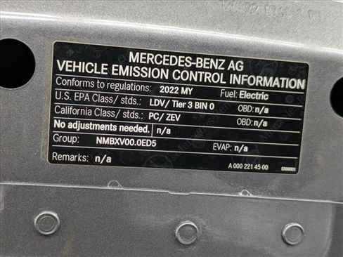 Certified 2022 Mercedes-Benz EQB 350 4MATIC image 25