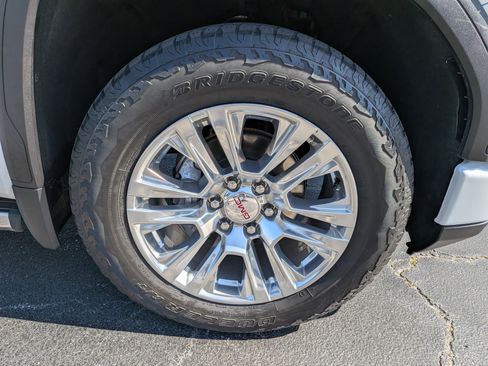 Certified 2023 GMC Sierra 1500 Denali AWD/4WD image 12