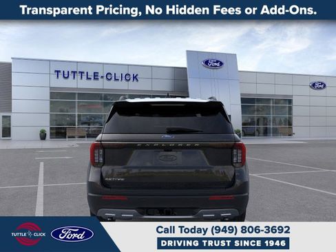 New 2026 Ford Explorer Active w/ Active Comfort Package image 5