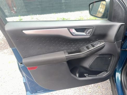 Used 2020 Ford Escape SE AWD/4WD image 10