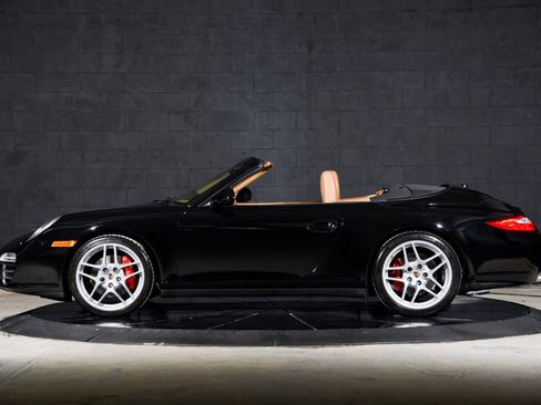 Used 2009 Porsche 911 Carrera 4S image 11