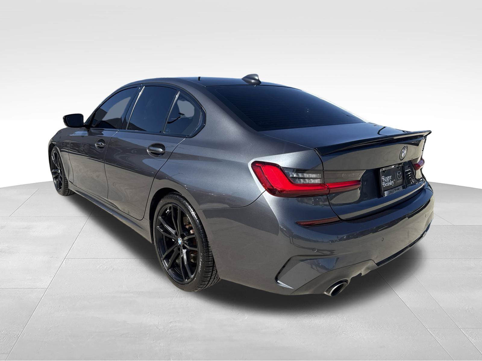 Used 2020 BMW 330i Sedan w/ M Sport Package RWD image 7