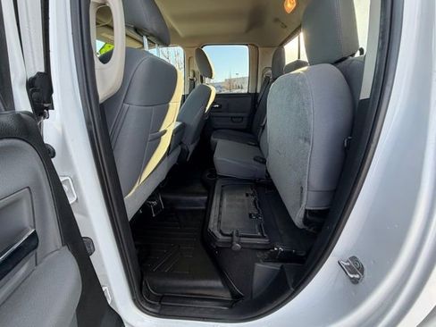 Used 2018 RAM 1500 Big Horn image 25