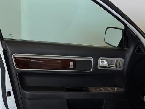 Used 2007 Lincoln MKZ FWD image 11