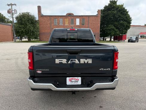 Used 2025 RAM 1500 Big Horn AWD/4WD image 6