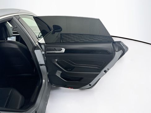 Used 2022 Volkswagen Arteon SE FWD image 28