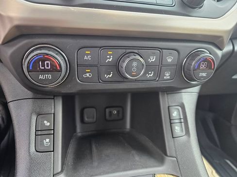 Used 2019 GMC Acadia Denali w/ Technology Package FWD image 27