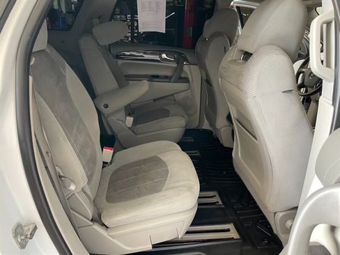 Used 2017 Buick Enclave Convenience FWD image 20