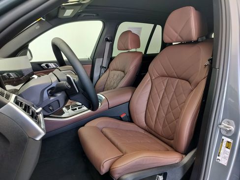 Certified 2026 BMW X5 sDrive40i RWD image 9